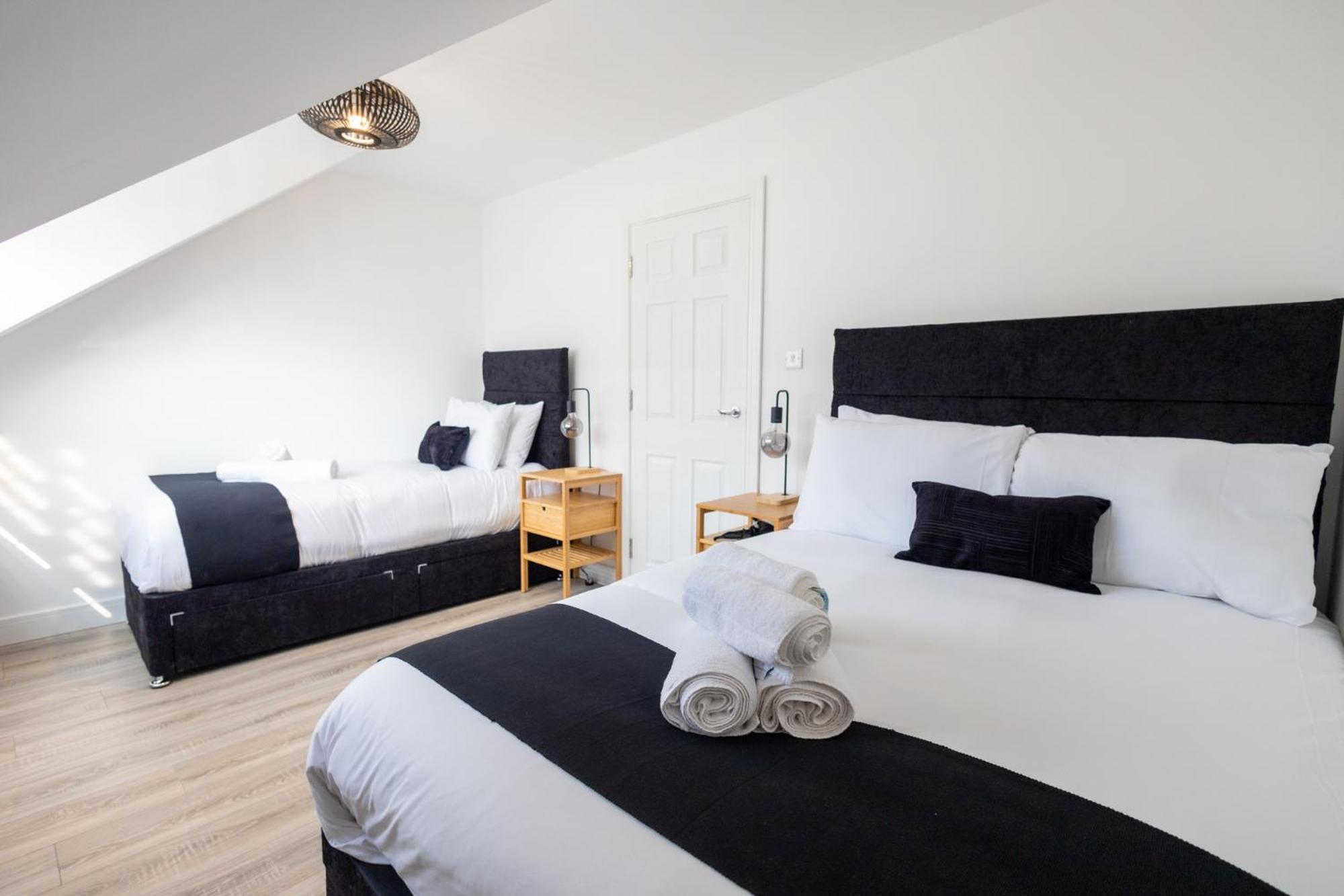 Contemporary 3Br Flat In Watford Apartment Watford  Exterior photo