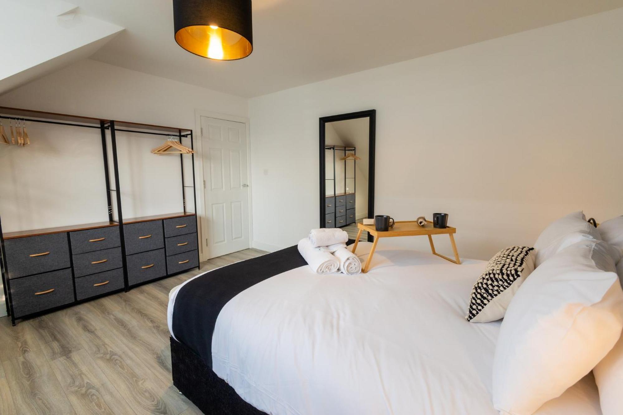 Contemporary 3Br Flat In Watford Apartment Watford  Exterior photo